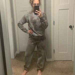 Hanes Tie Dye Sweat Shirt + Sweat Pants